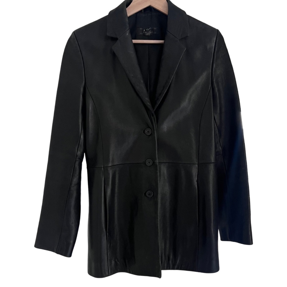 Genuine 90s/Y2K Leather Blazer, size 2